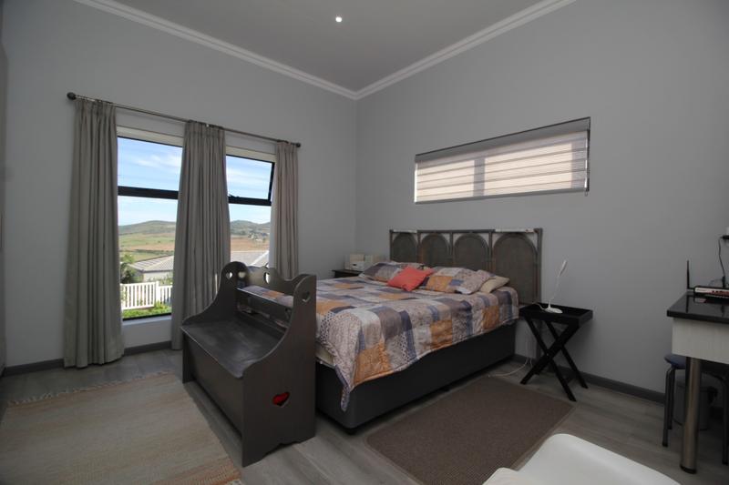 3 Bedroom Property for Sale in Reebok Western Cape